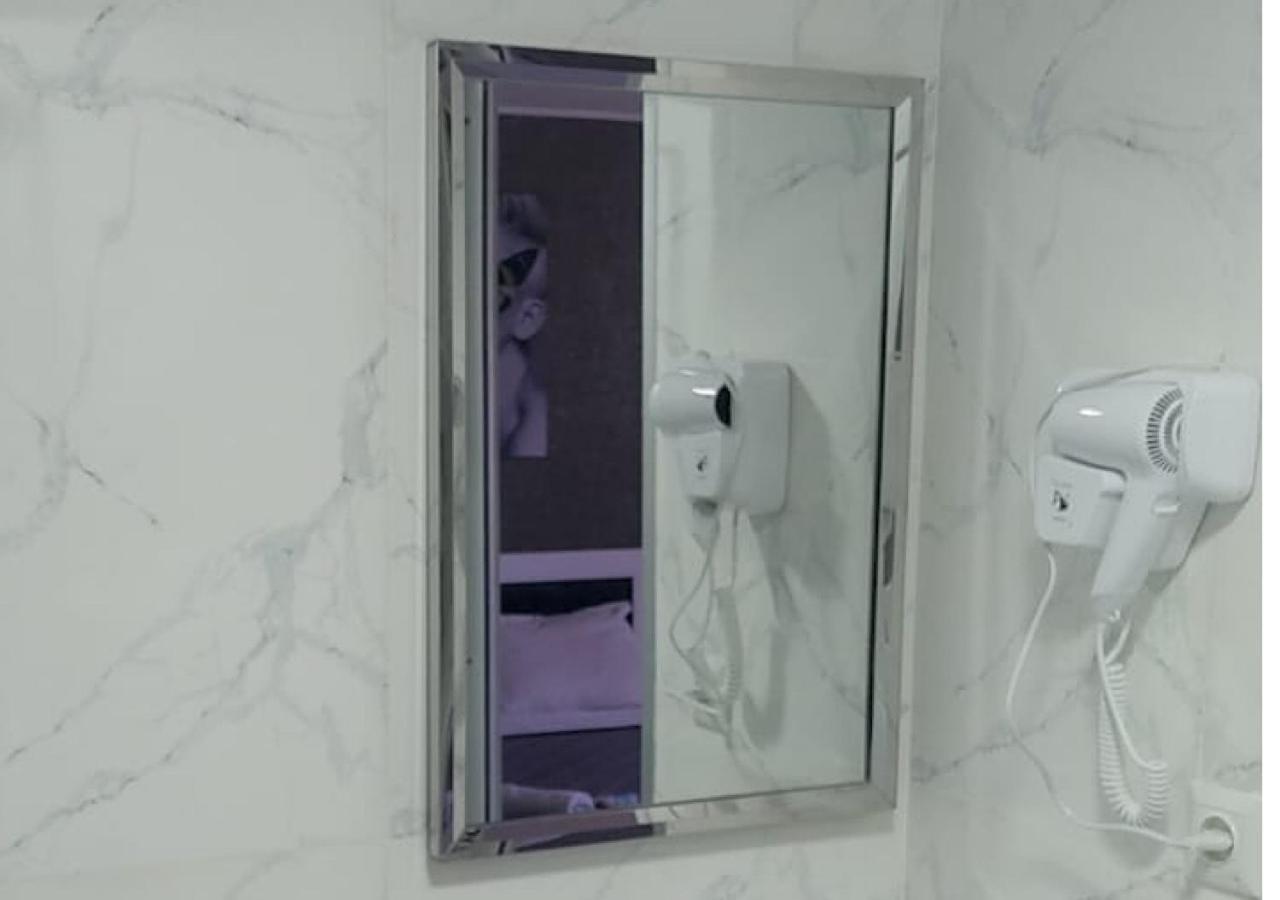 Hotel Lux Тбилиси Экстерьер фото